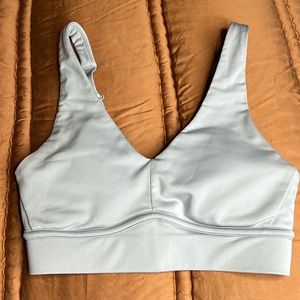 Fabletics adjustable sports bra